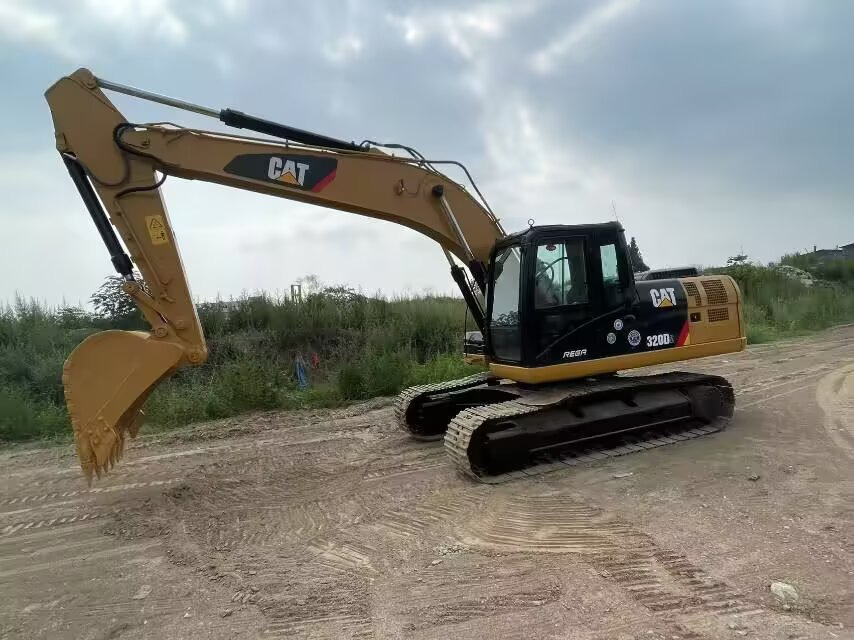 CATERPILLAR 320D2L CAT 320D - Beltegraver: bilde 3 CATERPILLAR 320D2L CAT 320D - Beltegraver: bilde 3