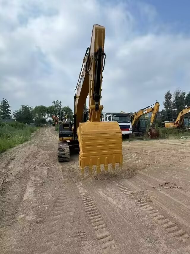 CATERPILLAR 320D2L CAT 320D - Beltegraver: bilde 5 CATERPILLAR 320D2L CAT 320D - Beltegraver: bilde 5