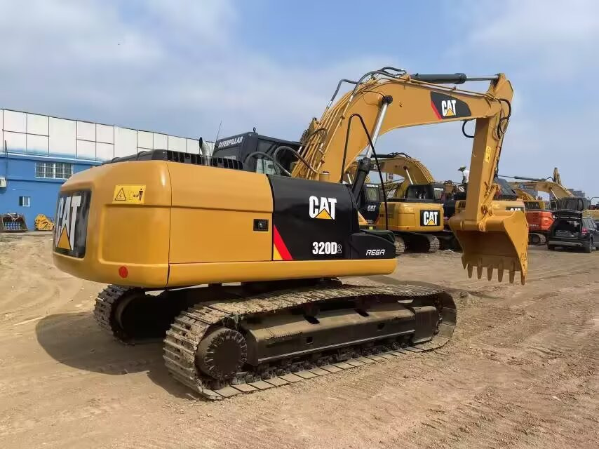 CATERPILLAR 320D2L CAT 320D - Beltegraver: bilde 4 CATERPILLAR 320D2L CAT 320D - Beltegraver: bilde 4