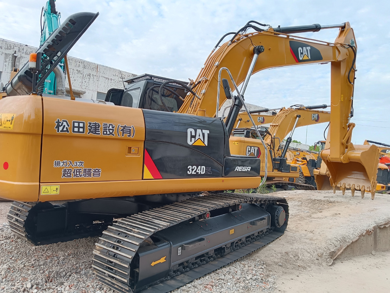 CATERPILLAR 324D L CAT 324D2L - Beltegraver: bilde 1 CATERPILLAR 324D L CAT 324D2L - Beltegraver: bilde 1