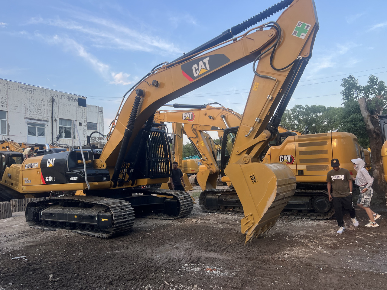 CATERPILLAR 324DL CAT 324D 2 L - Beltegraver: bilde 2 CATERPILLAR 324DL CAT 324D 2 L - Beltegraver: bilde 2