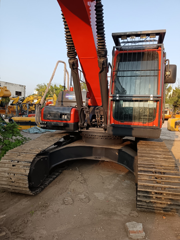 DOOSAN DX225LC-9C - Beltegraver: bilde 4 DOOSAN DX225LC-9C - Beltegraver: bilde 4