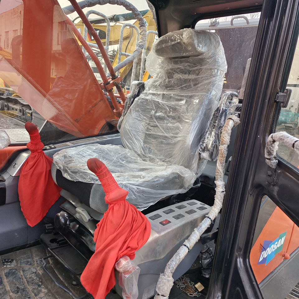 DOOSAN DX300LC-9C DX 300 LCA - Beltegraver: bilde 4 DOOSAN DX300LC-9C DX 300 LCA - Beltegraver: bilde 4