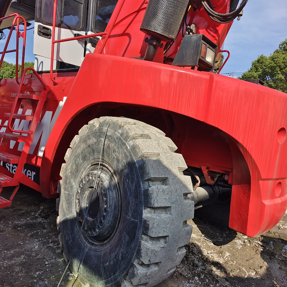 FANTUZZI CS45KMHD 45 TON - Reachstackere: bilde 4 FANTUZZI CS45KMHD 45 TON - Reachstackere: bilde 4