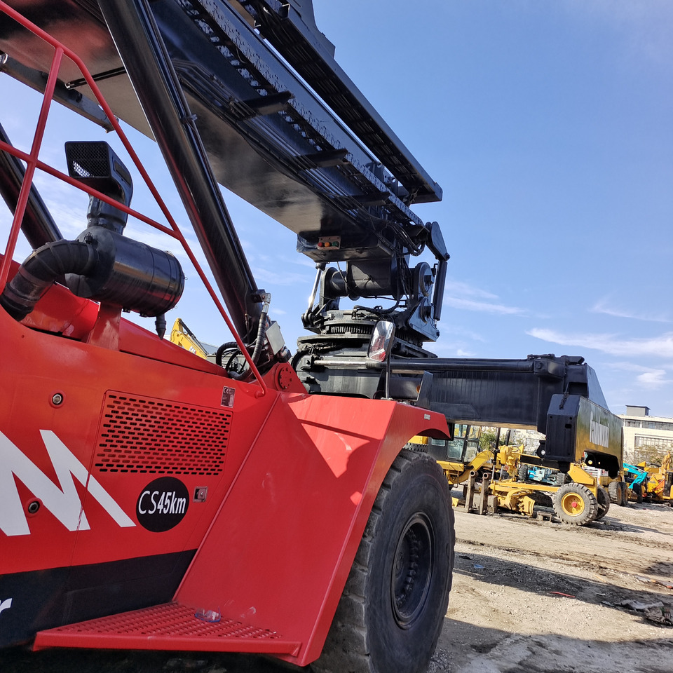 FANTUZZI CS45KMHD 45 TON - Reachstackere: bilde 5 FANTUZZI CS45KMHD 45 TON - Reachstackere: bilde 5