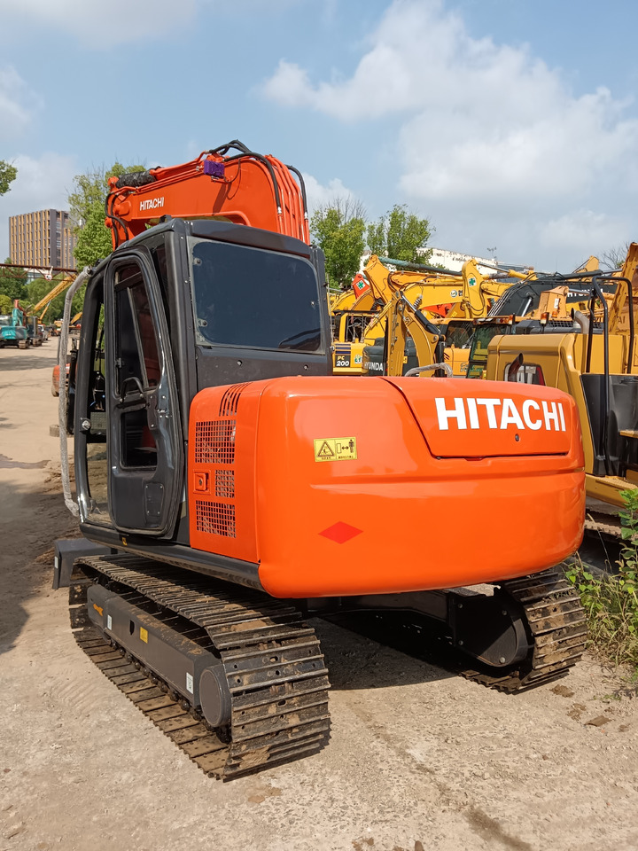 HITACHI ZX 70 - Minigraver: bilde 1 HITACHI ZX 70 - Minigraver: bilde 1