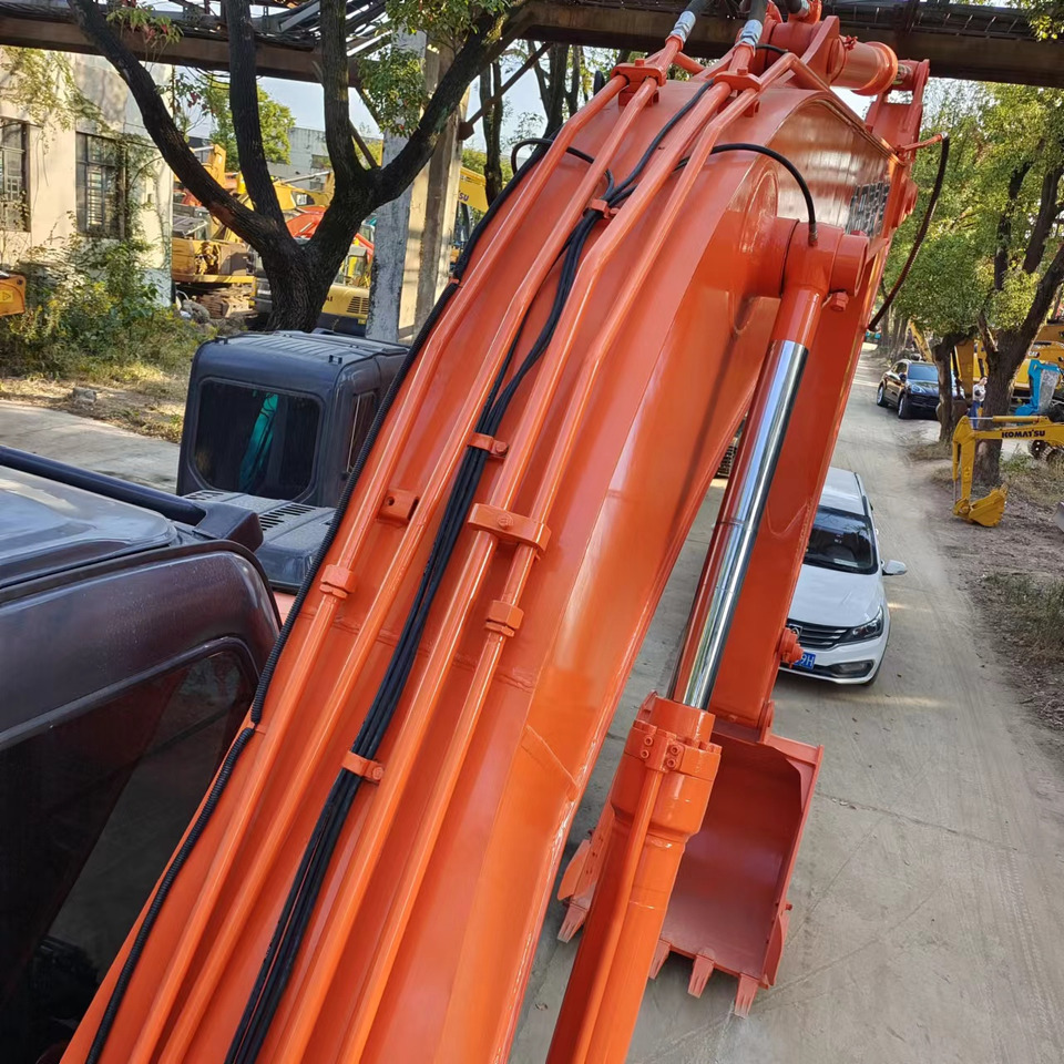 HITACHI ZX200-3 ZAXIS 200-3G - Beltegraver: bilde 2 HITACHI ZX200-3 ZAXIS 200-3G - Beltegraver: bilde 2