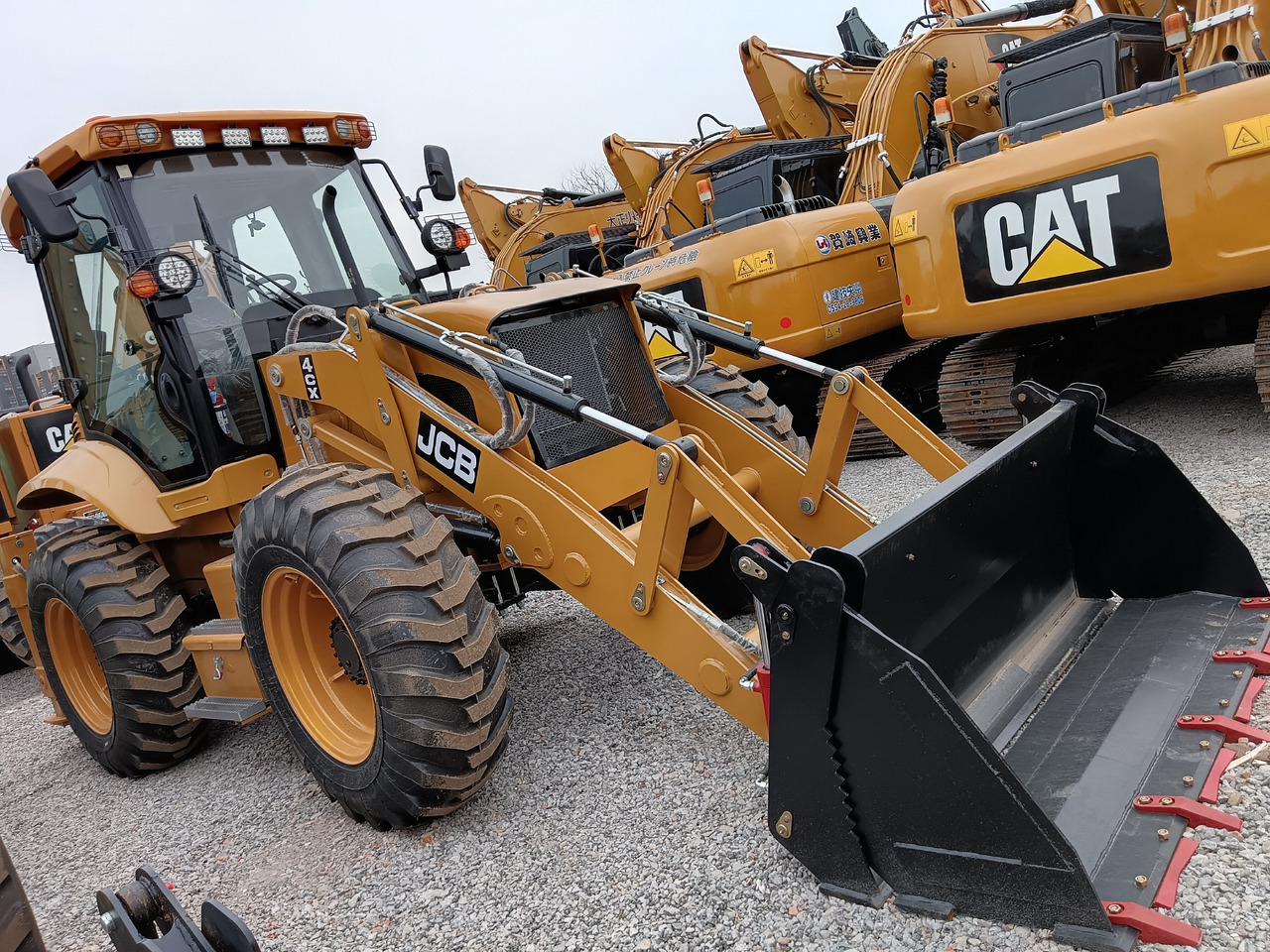 JCB 4CX BRAND NEW - Traktorgraver: bilde 1 JCB 4CX BRAND NEW - Traktorgraver: bilde 1