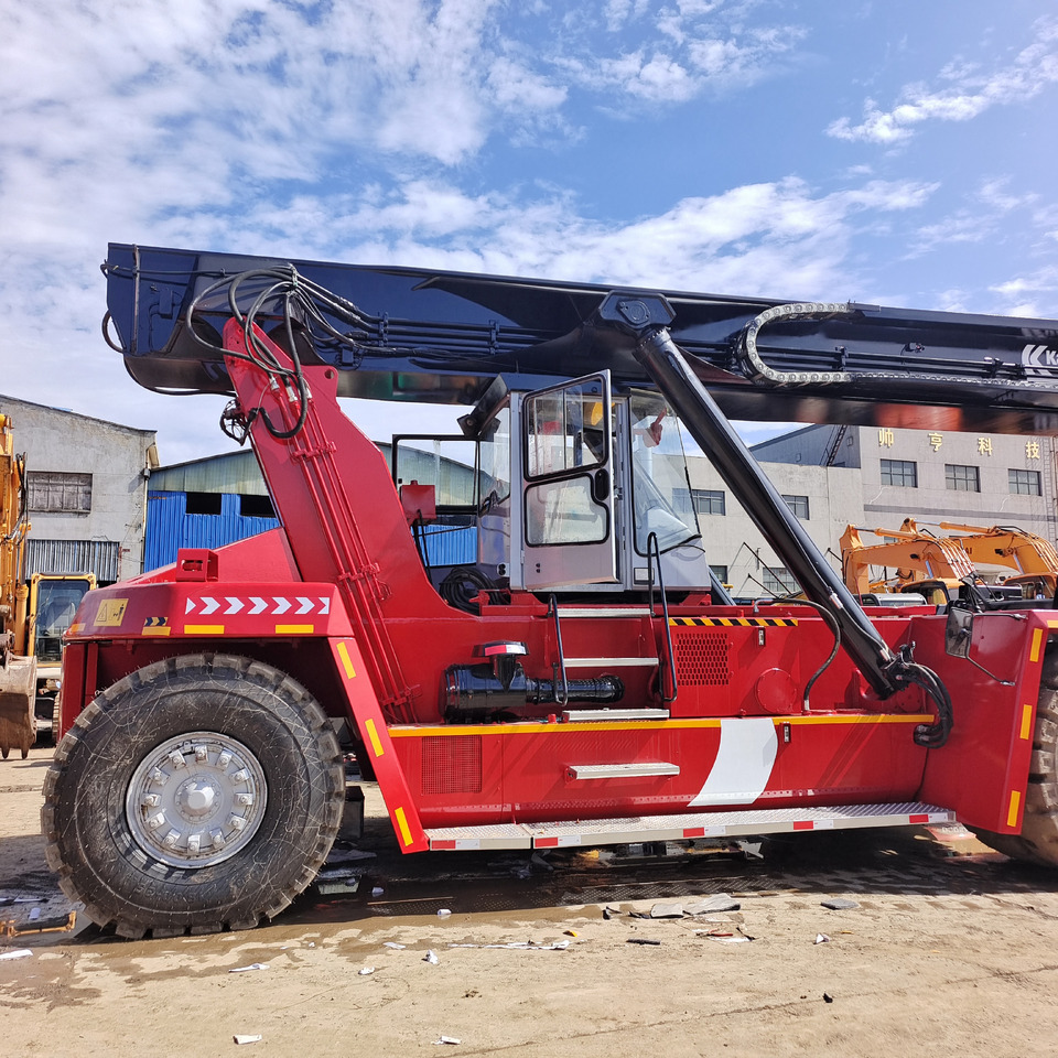 KALMAR DRF 450 DRT450 DRT DRD DRU 450 45 TON - Reachstackere: bilde 1 KALMAR DRF 450 DRT450 DRT DRD DRU 450 45 TON - Reachstackere: bilde 1