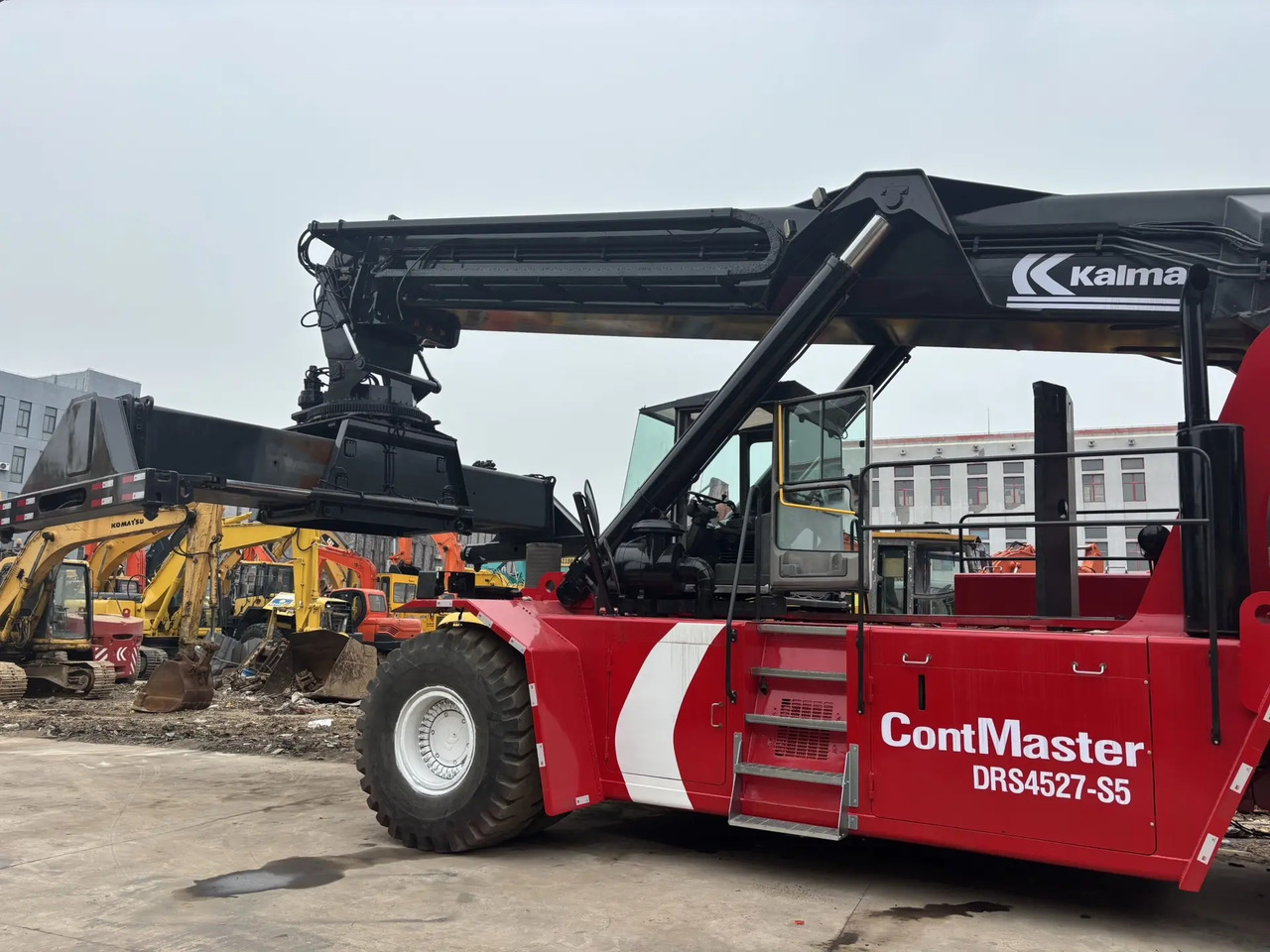 KALMAR DRS 4527 - S5 DRF450 DRT 450 45TON CONTAINER HANDLER - Reachstackere: bilde 4 KALMAR DRS 4527 - S5 DRF450 DRT 450 45TON CONTAINER HANDLER - Reachstackere: bilde 4