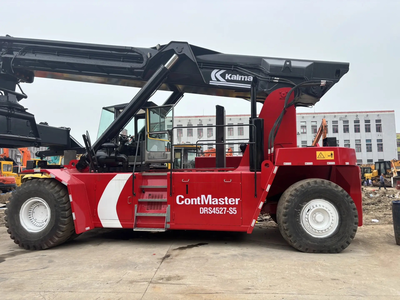 KALMAR DRS 4527 - S5 DRF450 DRT 450 45TON CONTAINER HANDLER - Reachstackere: bilde 5 KALMAR DRS 4527 - S5 DRF450 DRT 450 45TON CONTAINER HANDLER - Reachstackere: bilde 5