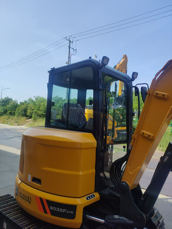 LIUGONG 9035F ZTSG4 BRAND NEW 3.8 TON 3 TON 4 TON MINI DIGGER - Minigraver: bilde 4 LIUGONG 9035F ZTSG4 BRAND NEW 3.8 TON 3 TON 4 TON MINI DIGGER - Minigraver: bilde 4