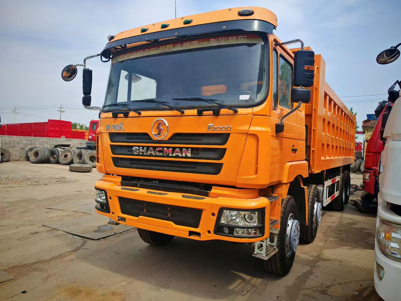 SHACMAN F3000 8*4 - Tippbil: bilde 1 SHACMAN F3000 8*4 - Tippbil: bilde 1