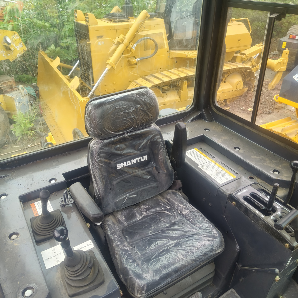 SHANTUI SD 16 WITH RIPPER - Bulldozer: bilde 3 SHANTUI SD 16 WITH RIPPER - Bulldozer: bilde 3