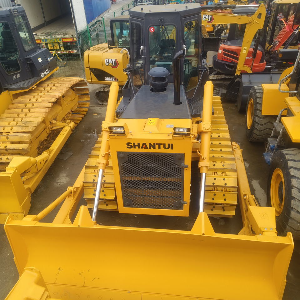 SHANTUI SD16 WITH RIPPER - Bulldozer: bilde 2 SHANTUI SD16 WITH RIPPER - Bulldozer: bilde 2