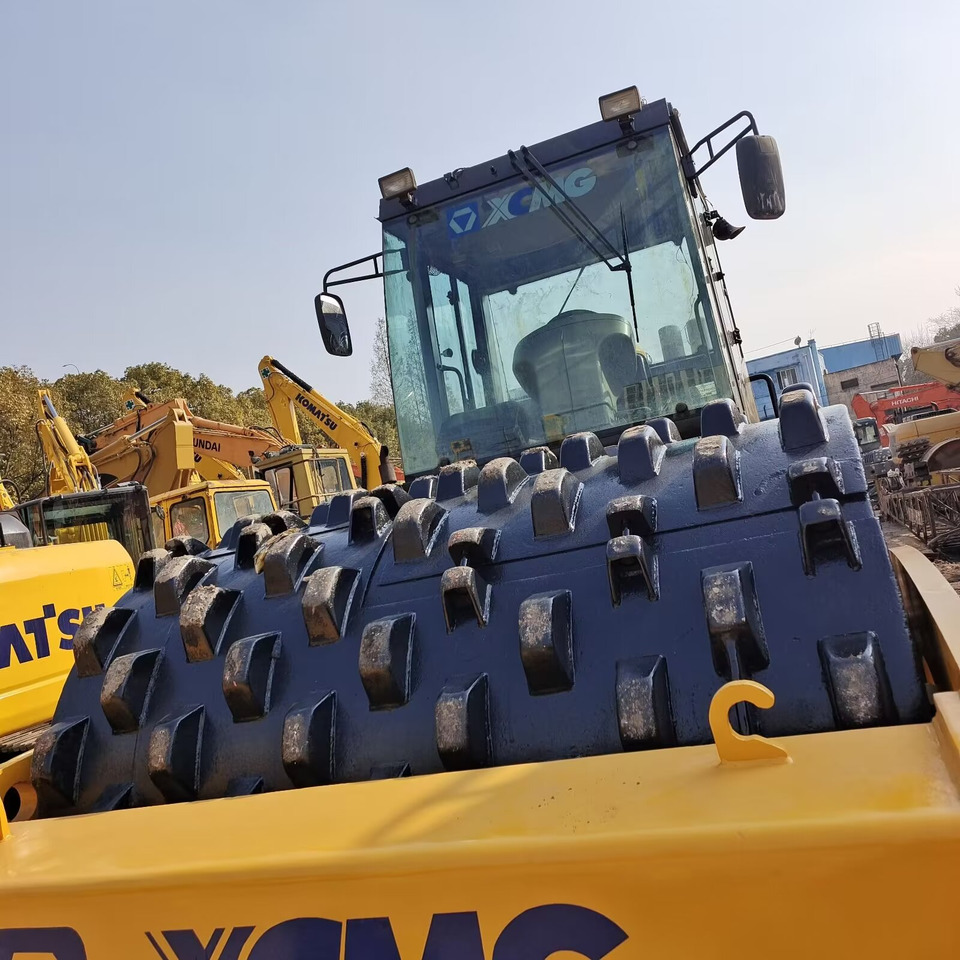 XCMG XS 223J Sheepfoot Compactor - Vegvals: bilde 2 XCMG XS 223J Sheepfoot Compactor - Vegvals: bilde 2