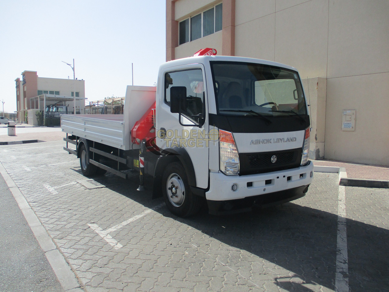 Ashok Leyland PARTNER LX 4x2 with Fassi F50A.022 Crane - Kranbil: bilde 1 Ashok Leyland PARTNER LX 4x2 with Fassi F50A.022 Crane - Kranbil: bilde 1