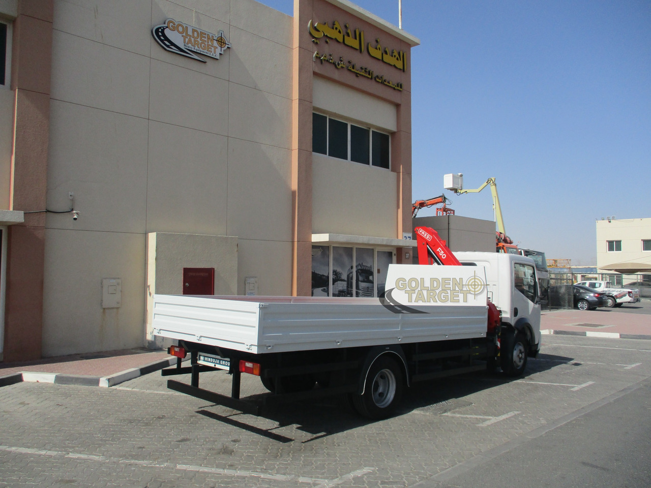 Ashok Leyland PARTNER LX 4x2 with Fassi F50A.022 Crane - Kranbil: bilde 3 Ashok Leyland PARTNER LX 4x2 with Fassi F50A.022 Crane - Kranbil: bilde 3