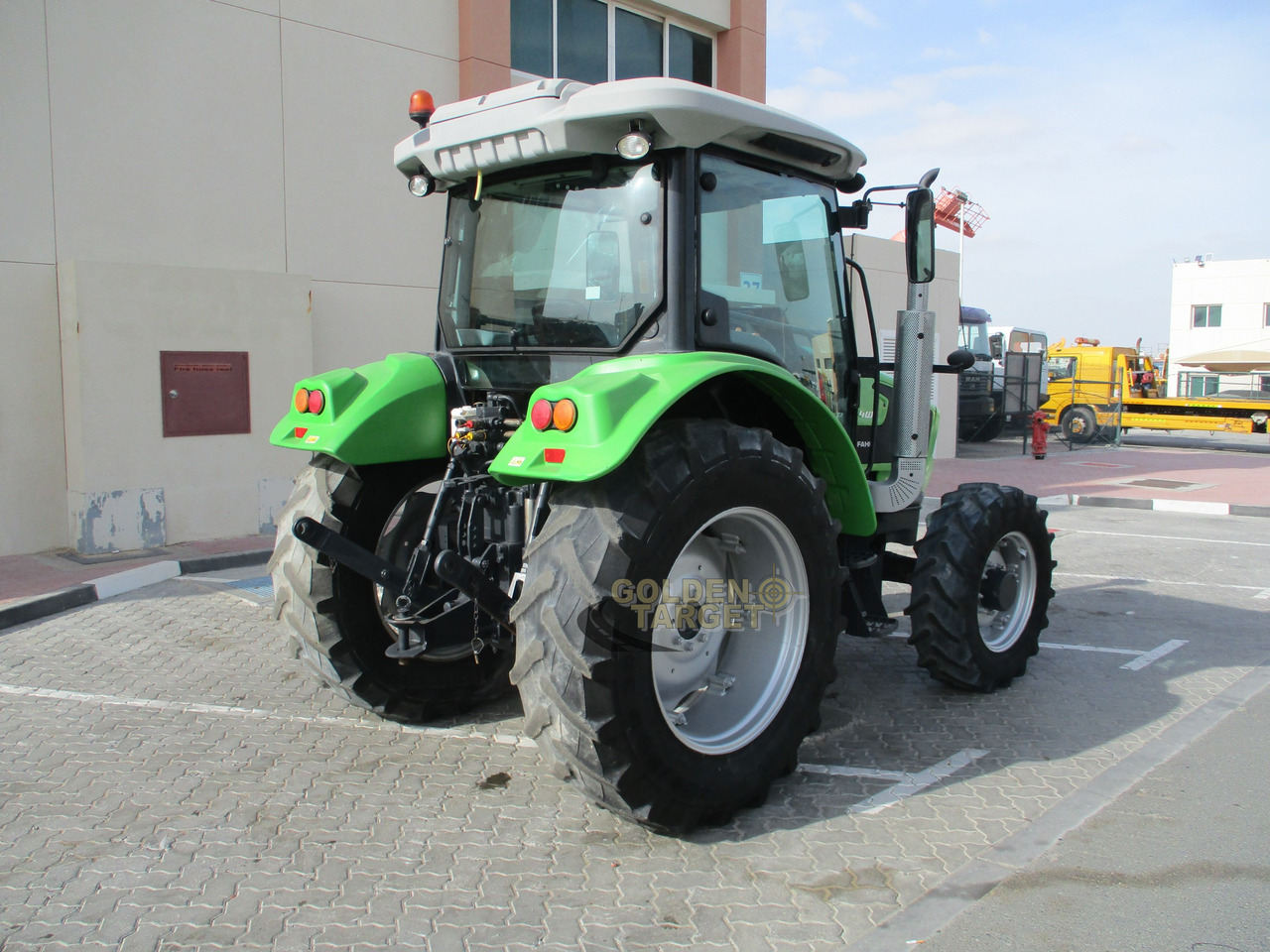 DEUTZ 6110.4W - Traktor: bilde 3 DEUTZ 6110.4W - Traktor: bilde 3