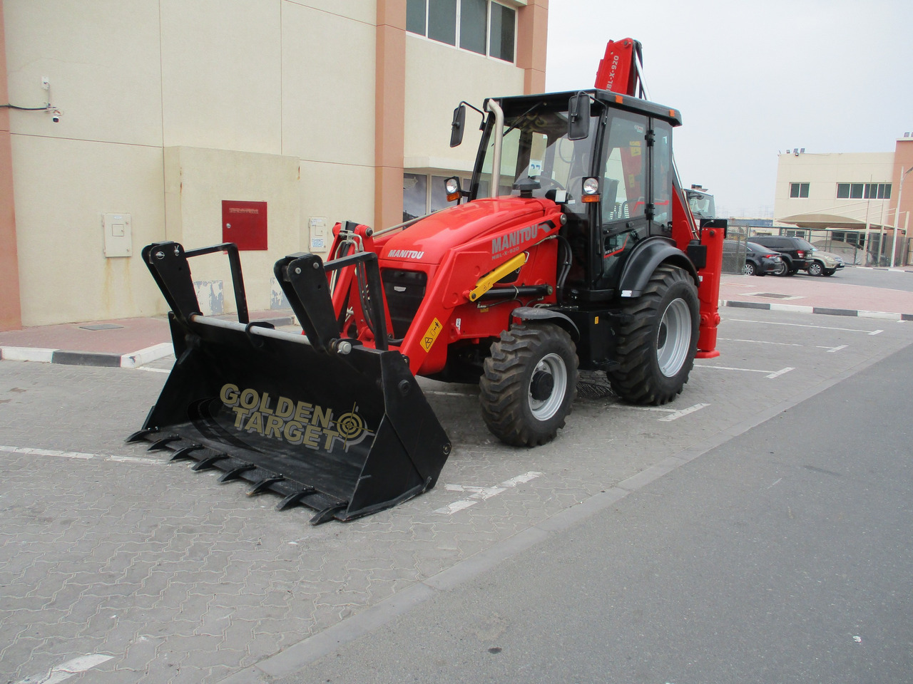 MANITOU MBL-X-920 BACKHOE LOADER - Traktorgraver: bilde 2 MANITOU MBL-X-920 BACKHOE LOADER - Traktorgraver: bilde 2