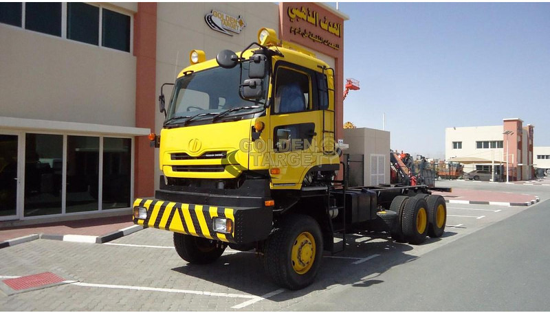 Nissan CZ4YL - Chassis semitrailer: bilde 2 Nissan CZ4YL - Chassis semitrailer: bilde 2