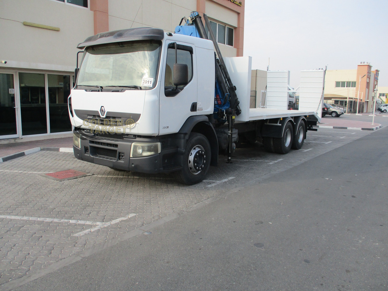 RENAULT Kerax 380 6×4 Crane Truck - Kranbil: bilde 2 RENAULT Kerax 380 6×4 Crane Truck - Kranbil: bilde 2