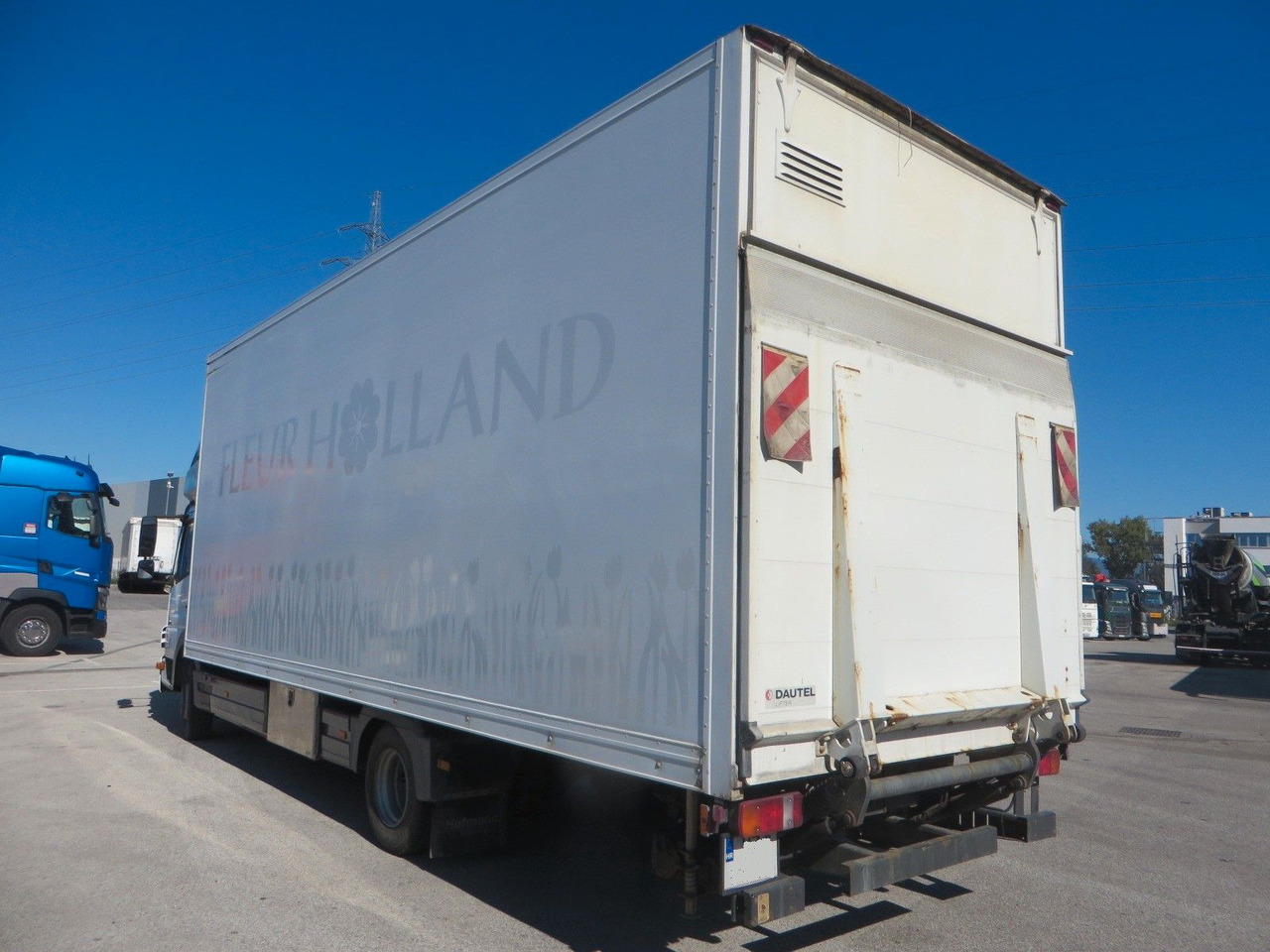 Mercedes-Benz Atego 1024 Box body with tail lift - Skapbil: bilde 4 Mercedes-Benz Atego 1024 Box body with tail lift - Skapbil: bilde 4