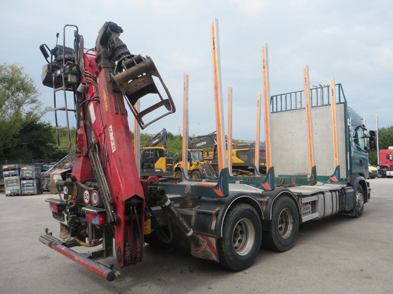 Scania G450 6x4Timber - Tømmerbil, Kranbil: bilde 3 Scania G450 6x4Timber - Tømmerbil, Kranbil: bilde 3