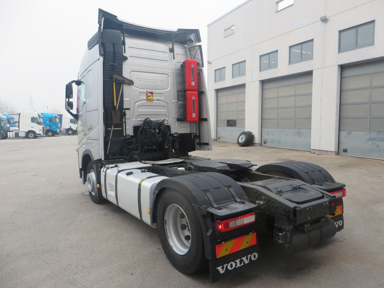 Volvo FH460 4x2Tractor - Trekkvogn: bilde 4 Volvo FH460 4x2Tractor - Trekkvogn: bilde 4