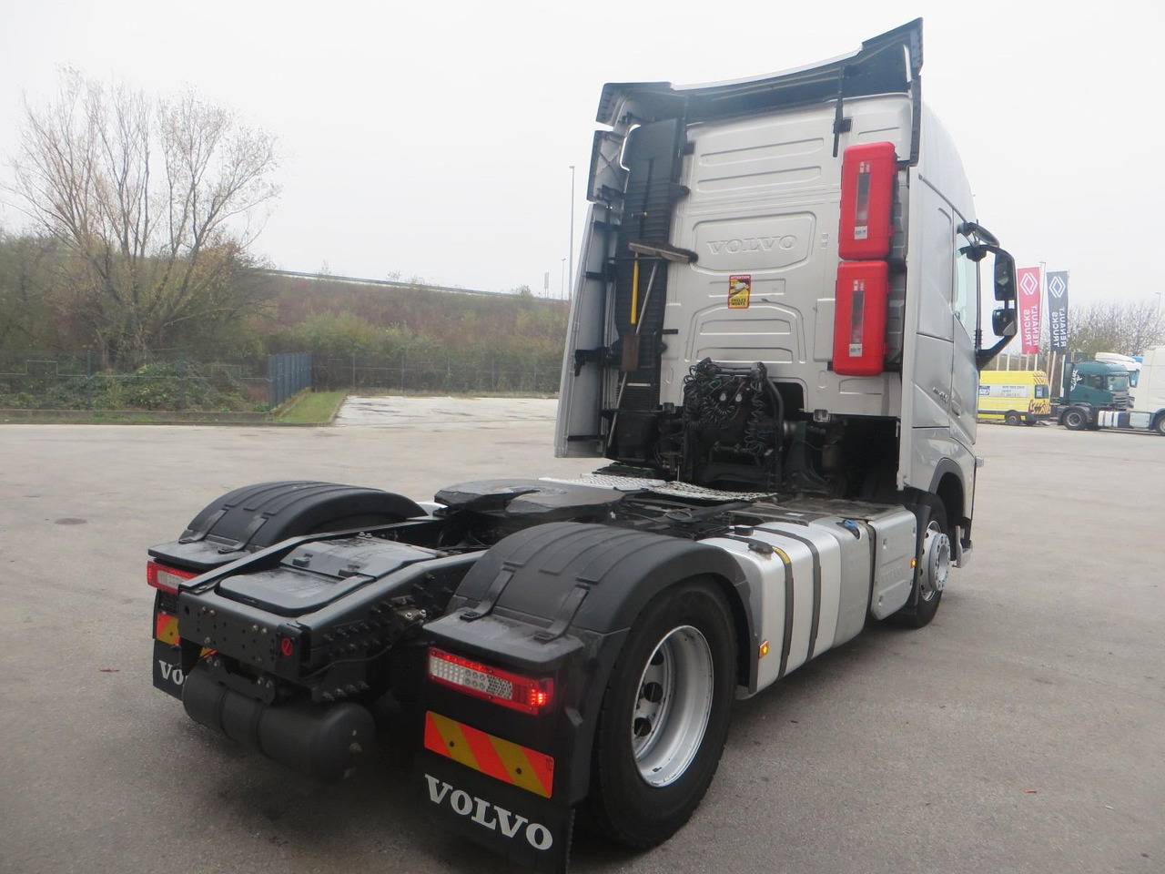 Volvo FH460 4x2Tractor - Trekkvogn: bilde 3 Volvo FH460 4x2Tractor - Trekkvogn: bilde 3