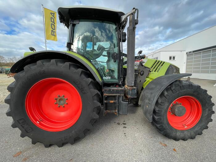 Claas Arion 650 - Traktor: bilde 2 Claas Arion 650 - Traktor: bilde 2