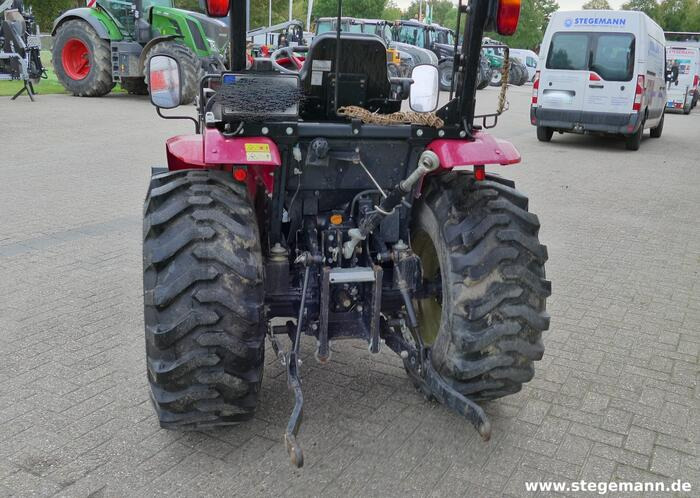 Yanmar YT235 R - Traktor: bilde 4 Yanmar YT235 R - Traktor: bilde 4