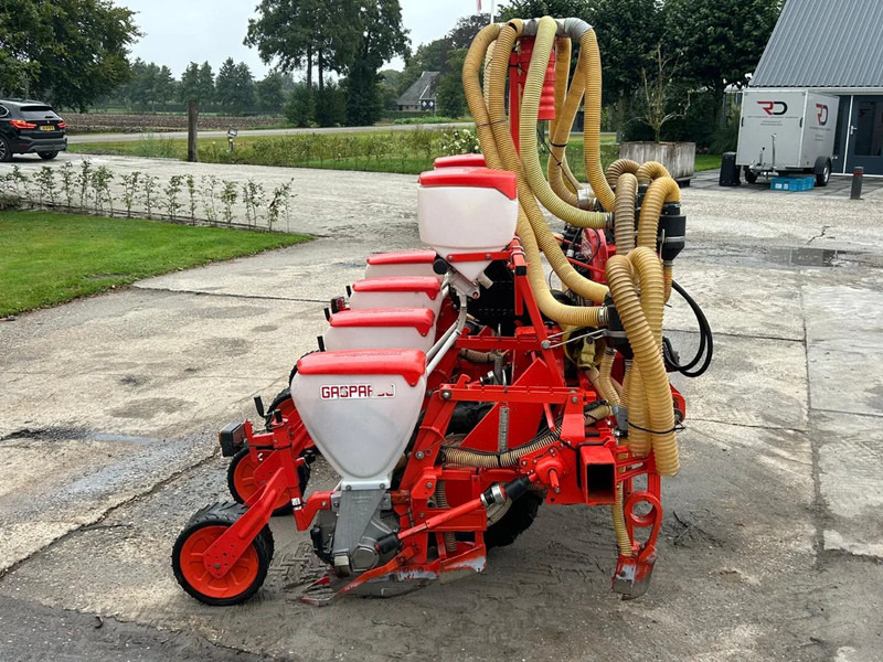 Gaspardo Gaspardo SP540 Maiszaaimachine 4 rijer Zaaimachine - Utstyr til såing og planting: bilde 3 Gaspardo Gaspardo SP540 Maiszaaimachine 4 rijer Zaaimachine - Utstyr til såing og planting: bilde 3