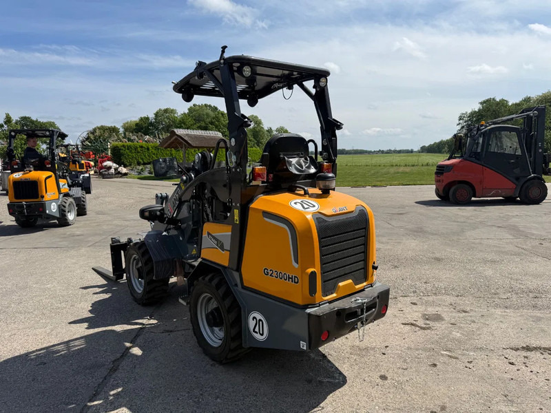 Giant 2300 HD NIEUW Shovel! Giant Kubota - Hjullaster: bilde 2 Giant 2300 HD NIEUW Shovel! Giant Kubota - Hjullaster: bilde 2