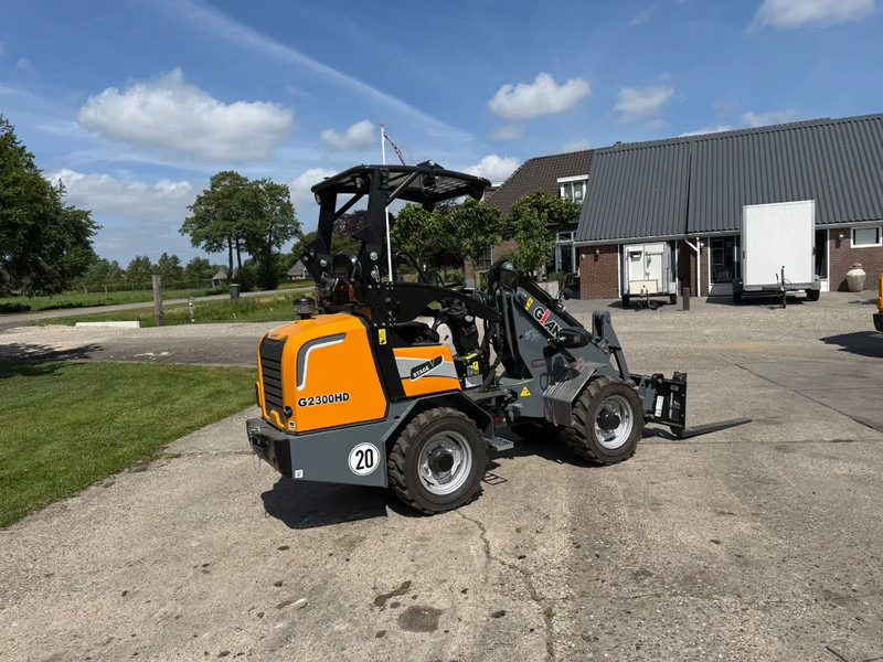 Giant 2300 HD NIEUW Shovel! Giant Kubota - Hjullaster: bilde 4 Giant 2300 HD NIEUW Shovel! Giant Kubota - Hjullaster: bilde 4
