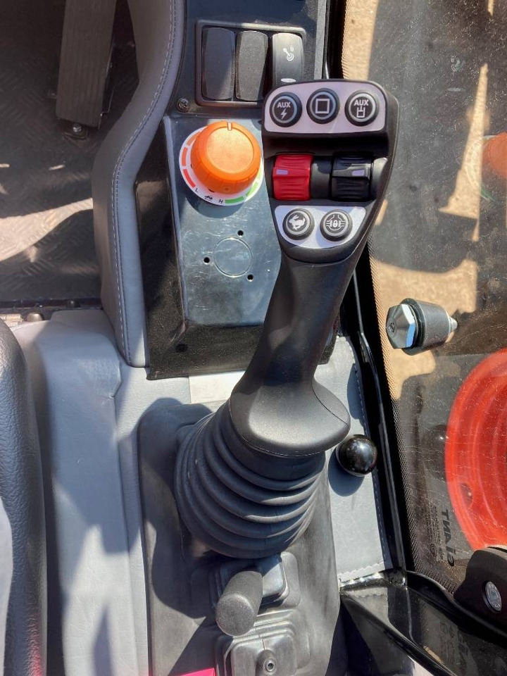 Kubota RT270-2 - Hjullaster: bilde 4 Kubota RT270-2 - Hjullaster: bilde 4