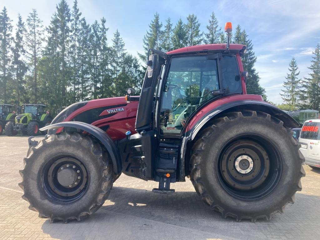 Valtra T 254 V  - Traktor: bilde 2 Valtra T 254 V  - Traktor: bilde 2