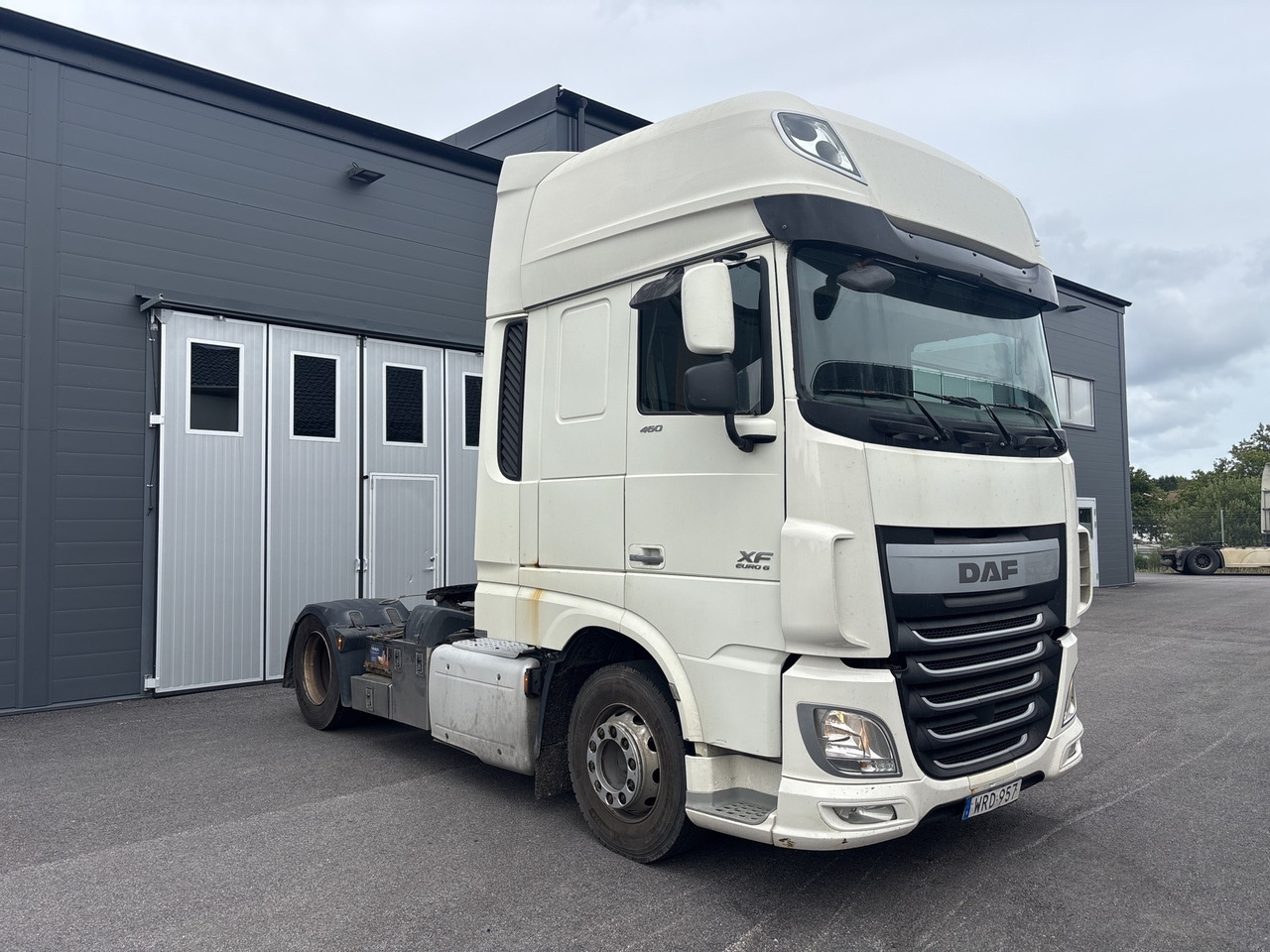 Dragbil DAF XF 460 4x2 FT -2015 | Super Space Cab - Trekkvogn: bilde 1 Dragbil DAF XF 460 4x2 FT -2015 | Super Space Cab - Trekkvogn: bilde 1