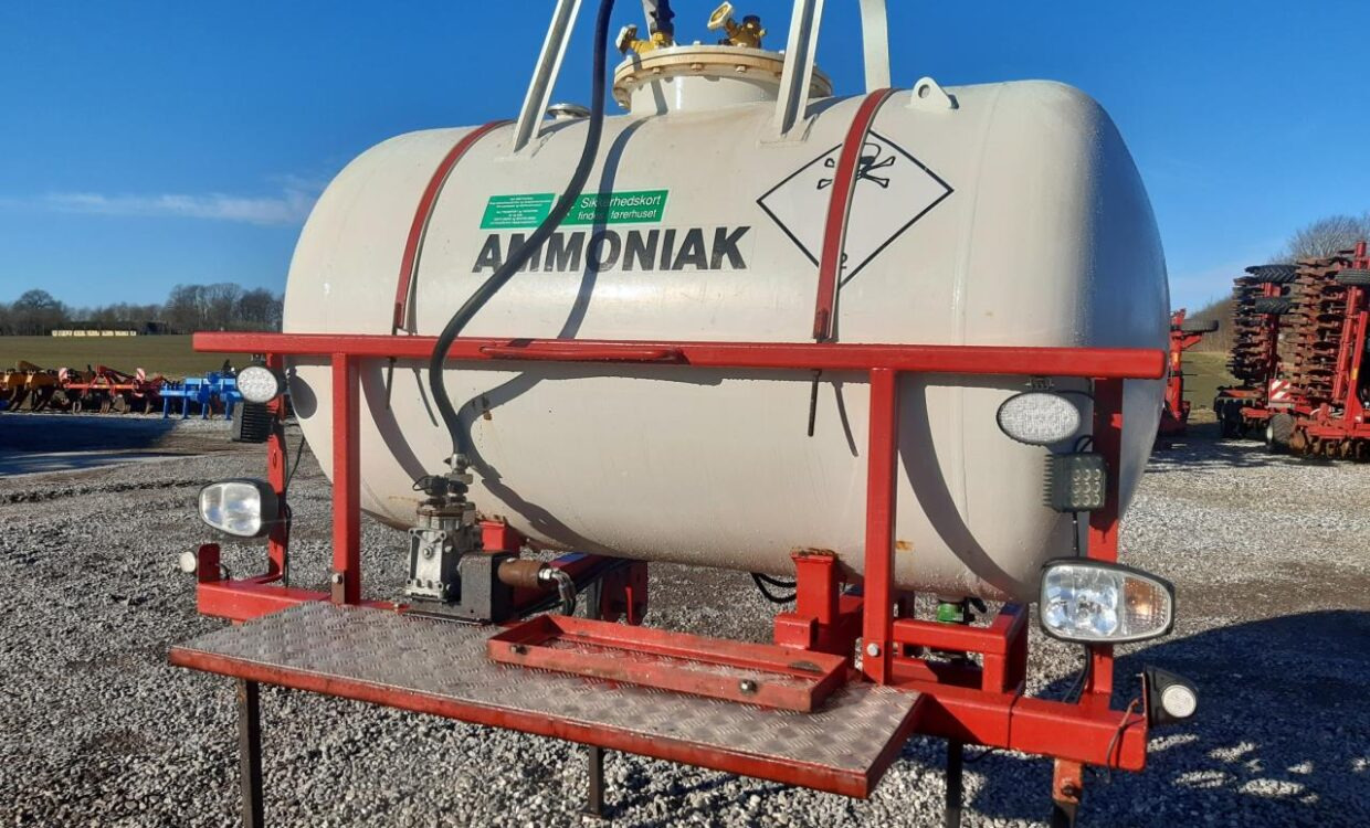 Agrodan Ammoniaktank 1200 kg - Gjødselutstyr, Lagringstank: bilde 2 Agrodan Ammoniaktank 1200 kg - Gjødselutstyr, Lagringstank: bilde 2