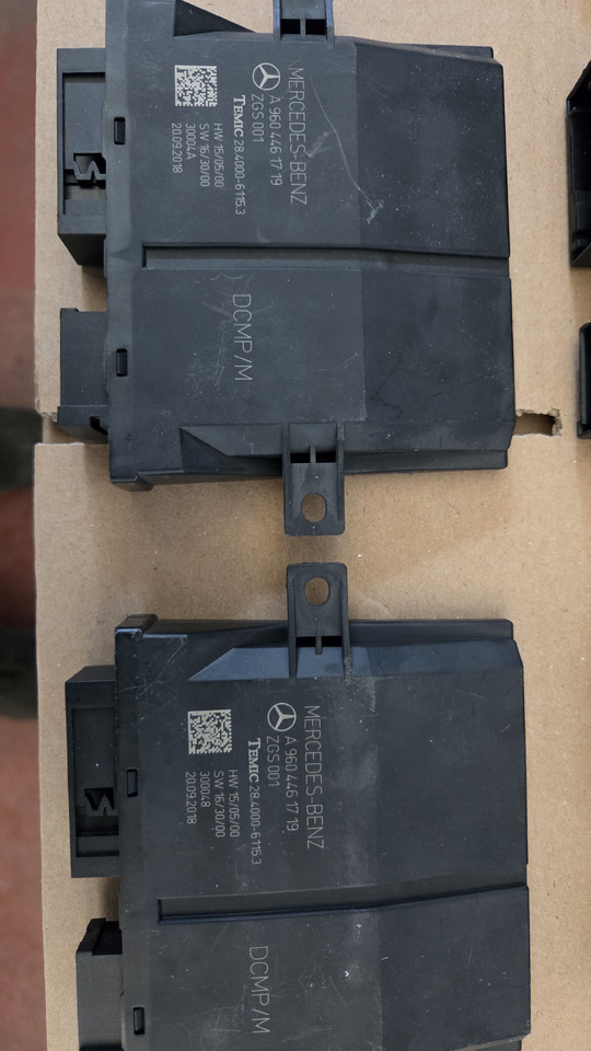 MERCEDES-BENZ CONTROL UNIT TM-BF - Instrumentpanel for Lastebil: bilde 2 MERCEDES-BENZ CONTROL UNIT TM-BF - Instrumentpanel for Lastebil: bilde 2