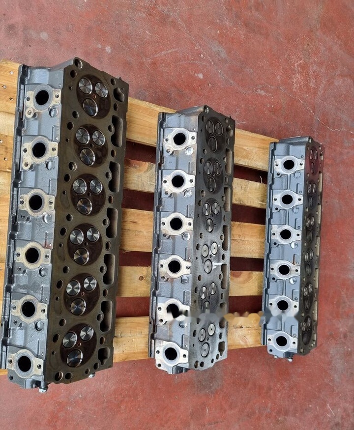 Mercedes-Benz ATEGO 9060162101 Mercedes-Benz ATEGO - Topplokk for Lastebil: bilde 1 Mercedes-Benz ATEGO 9060162101 Mercedes-Benz ATEGO - Topplokk for Lastebil: bilde 1