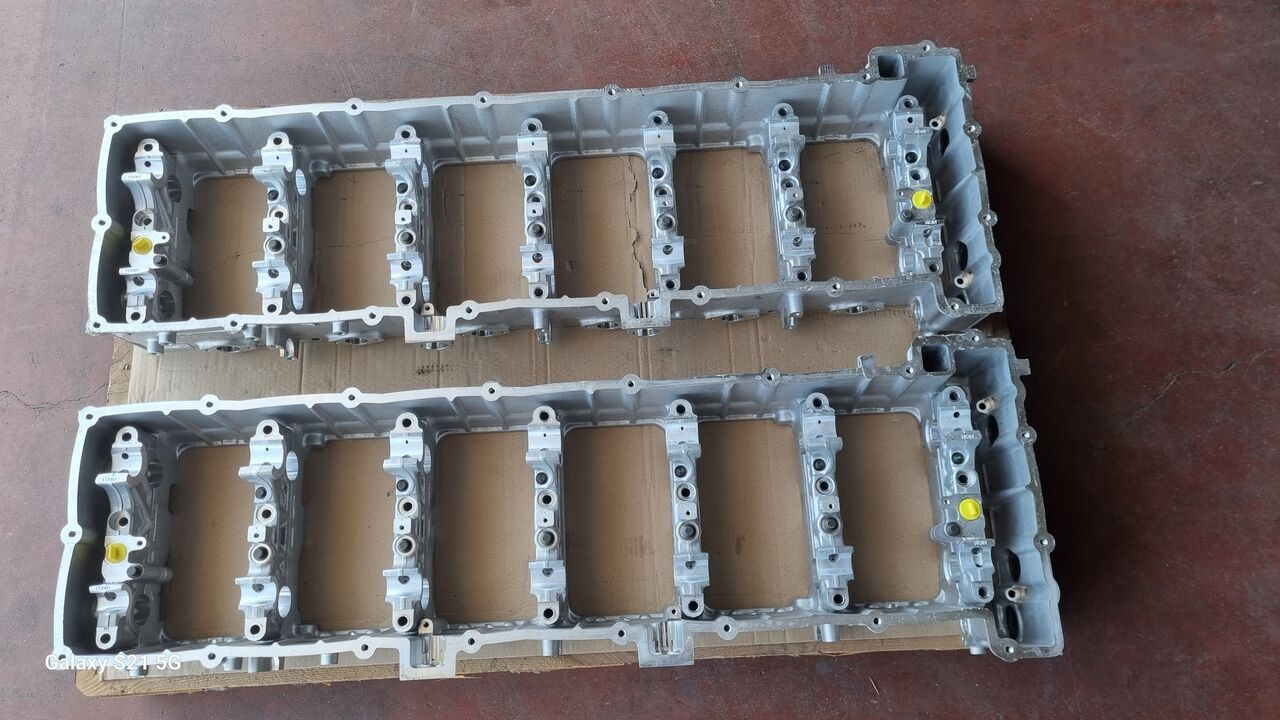 Mercedes-Benz CAMSHAFT HOUSING Mercedes-Benz ACTROS MP4 EURO 6 - Motor og deler for Lastebil: bilde 3 Mercedes-Benz CAMSHAFT HOUSING Mercedes-Benz ACTROS MP4 EURO 6 - Motor og deler for Lastebil: bilde 3