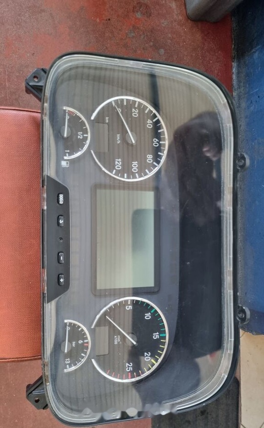 Mercedes-Benz INSTRUMENT PANEL A0044467621 Mercedes-Benz ACTROS MP3 - Instrumentpanel for Lastebil: bilde 1 Mercedes-Benz INSTRUMENT PANEL A0044467621 Mercedes-Benz ACTROS MP3 - Instrumentpanel for Lastebil: bilde 1