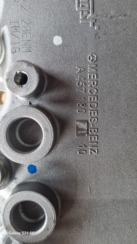 Mercedes-Benz OIL COOLER A 4571803110 Mercedes-Benz - Oljekjøler for Lastebil: bilde 3 Mercedes-Benz OIL COOLER A 4571803110 Mercedes-Benz - Oljekjøler for Lastebil: bilde 3