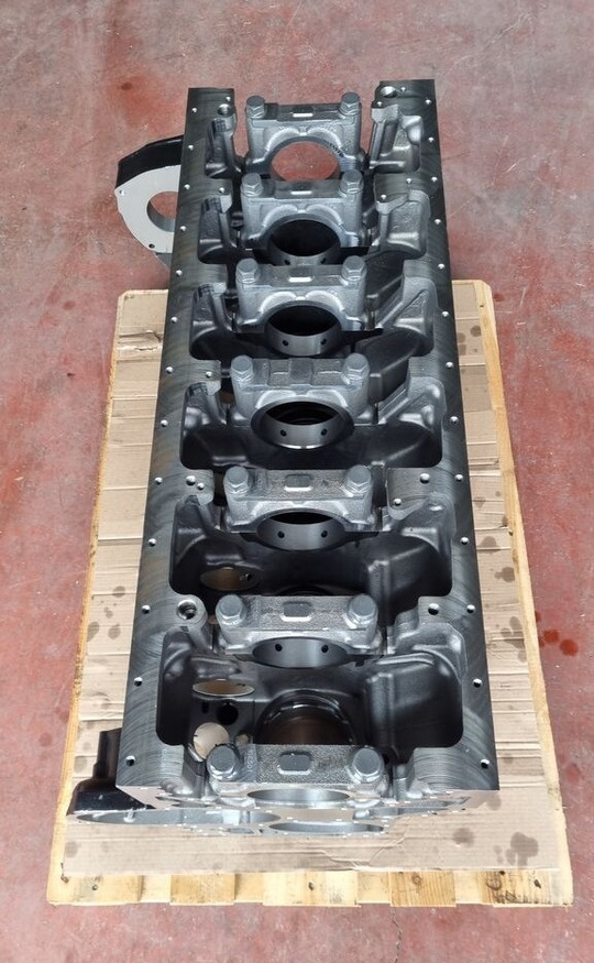 Mercedes-Benz OM 460 LA A 4600110601 Mercedes-Benz TOYRISMO - TRAVEGO - Sylinderblokk for Buss: bilde 1 Mercedes-Benz OM 460 LA A 4600110601 Mercedes-Benz TOYRISMO - TRAVEGO - Sylinderblokk for Buss: bilde 1