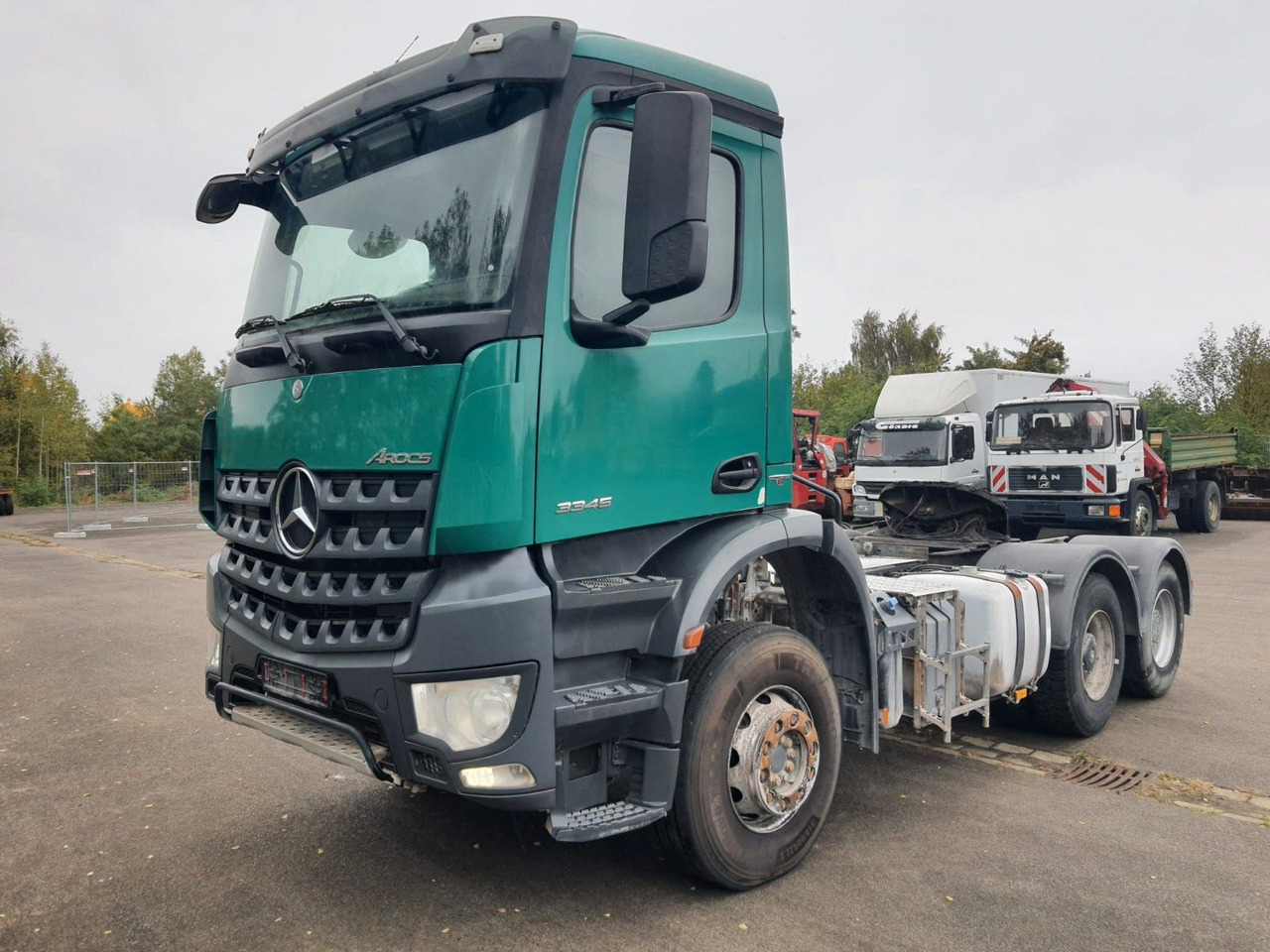 Mercedes-Benz Arocs 3345 6x4 Schwerlast 66t zul ZGG - Trekkvogn: bilde 1 Mercedes-Benz Arocs 3345 6x4 Schwerlast 66t zul ZGG - Trekkvogn: bilde 1
