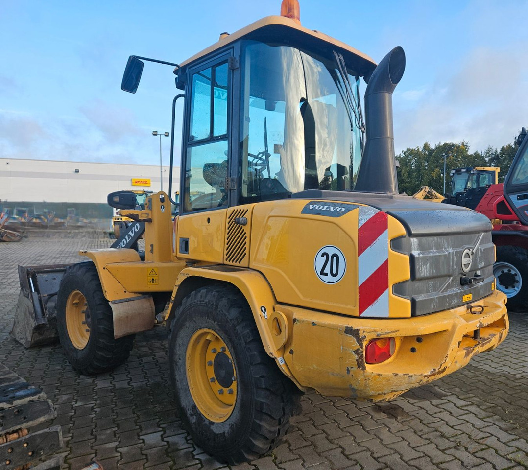 Volvo L30G Radlader mit Klappschaufel - Hjullaster: bilde 2 Volvo L30G Radlader mit Klappschaufel - Hjullaster: bilde 2