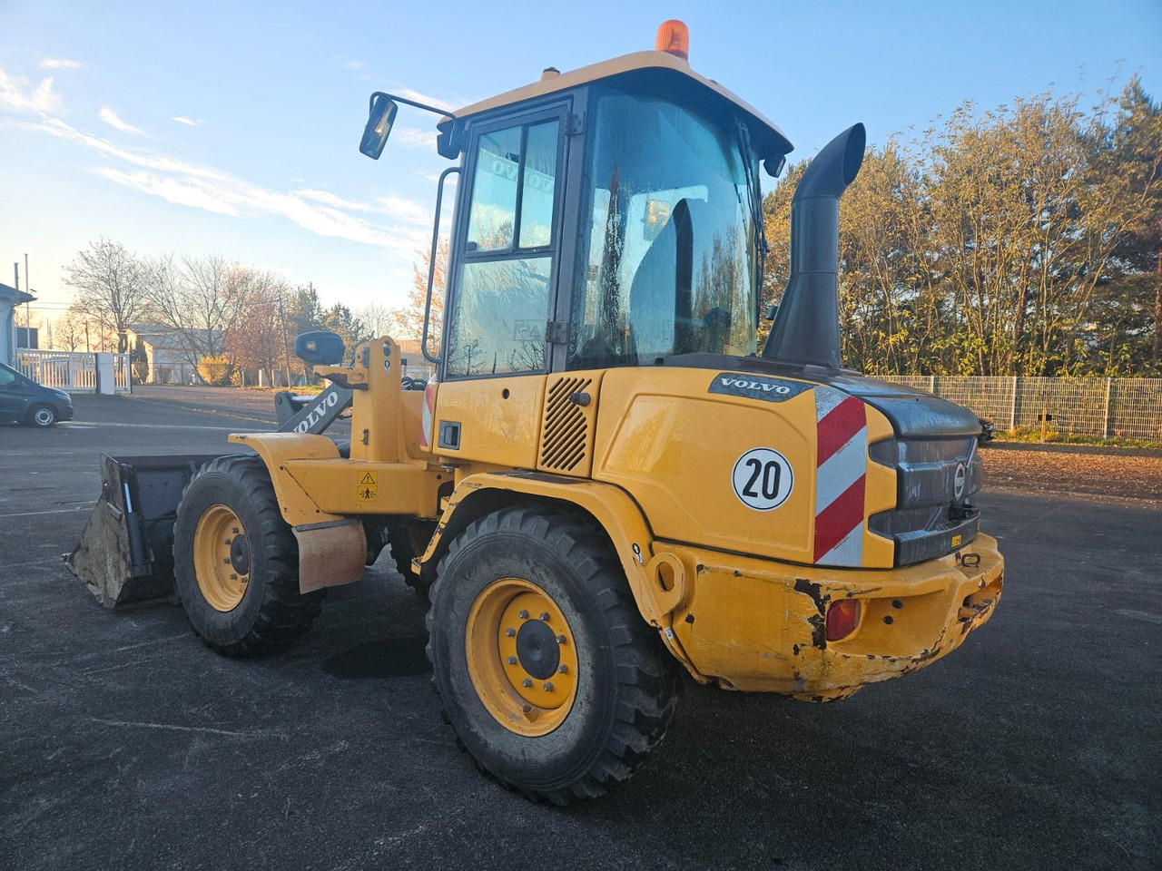 Volvo L30G Radlader mit Klappschaufel - Hjullaster: bilde 4 Volvo L30G Radlader mit Klappschaufel - Hjullaster: bilde 4