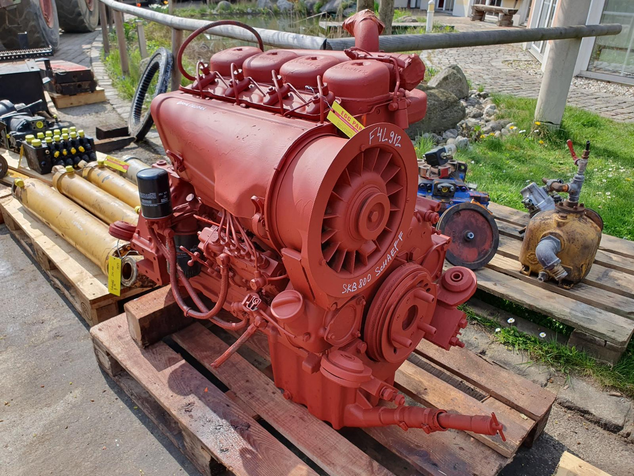 Deutz F4L912 aus SKB 800 - Motor for Bygg og anlegg: bilde 1 Deutz F4L912 aus SKB 800 - Motor for Bygg og anlegg: bilde 1