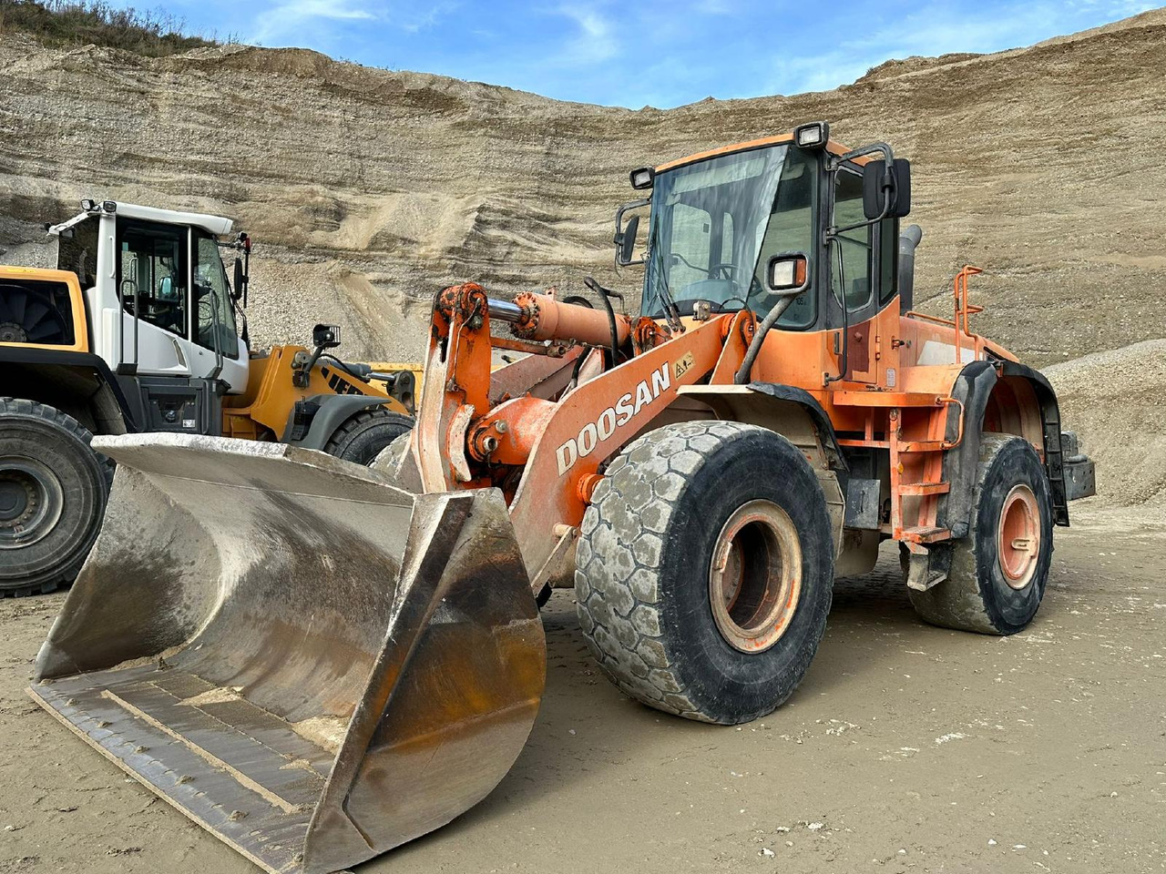 Doosan DL 300 - Hjullaster: bilde 1 Doosan DL 300 - Hjullaster: bilde 1